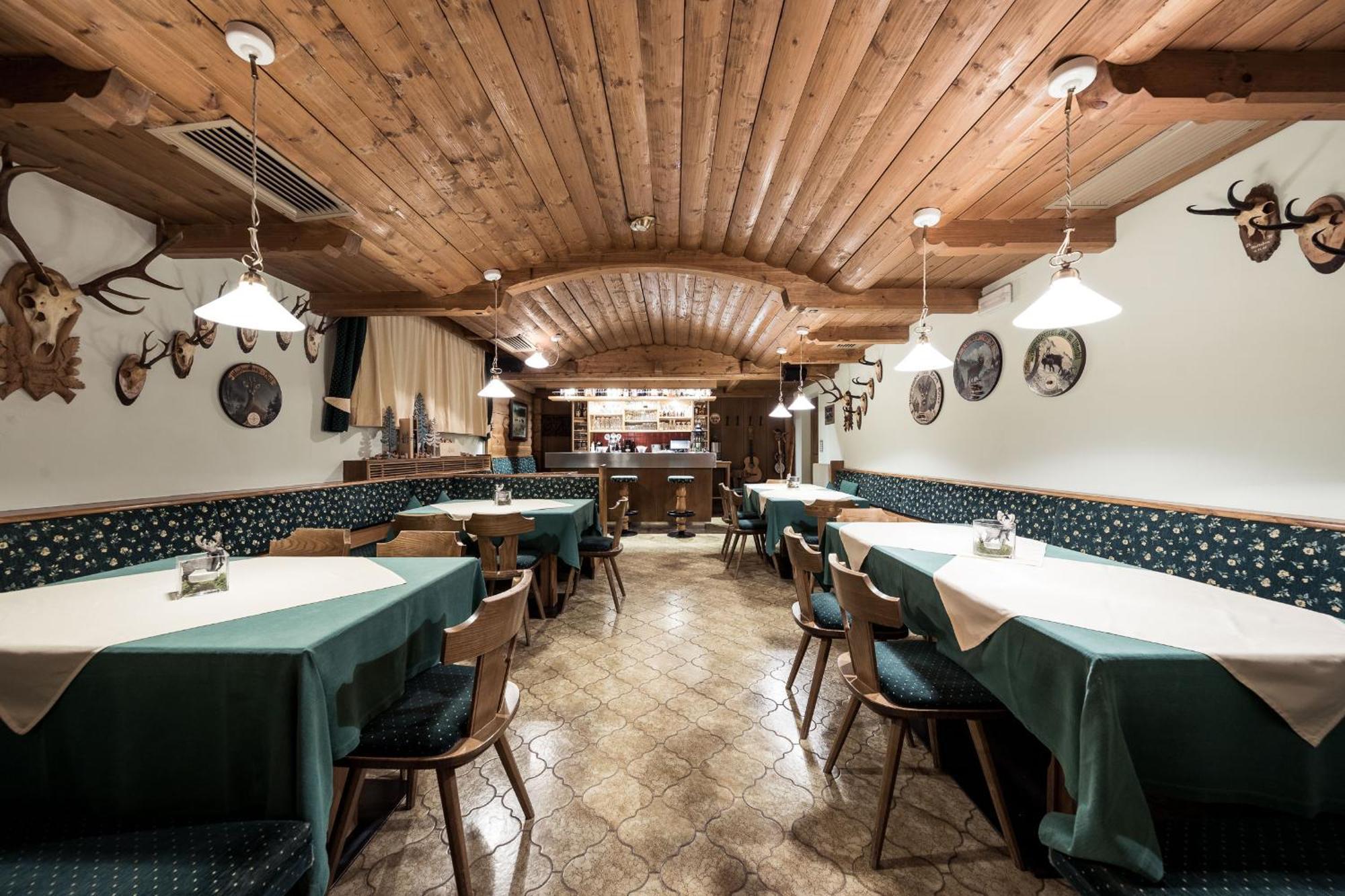 Hotel Alpenhof ウルティモ エクステリア 写真